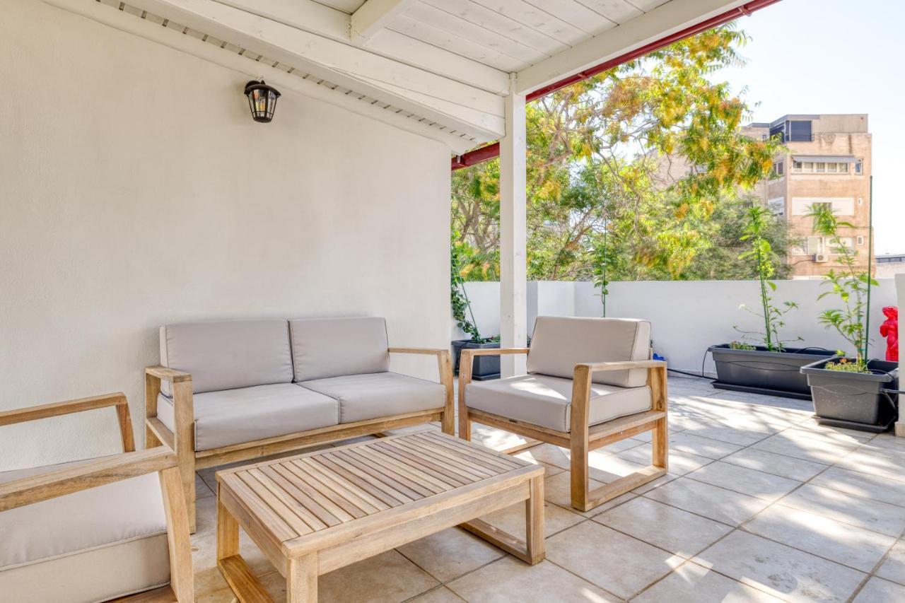 Chic Rooftop Studio W/ Terrace - Near Acropolis Athens Exterior photo