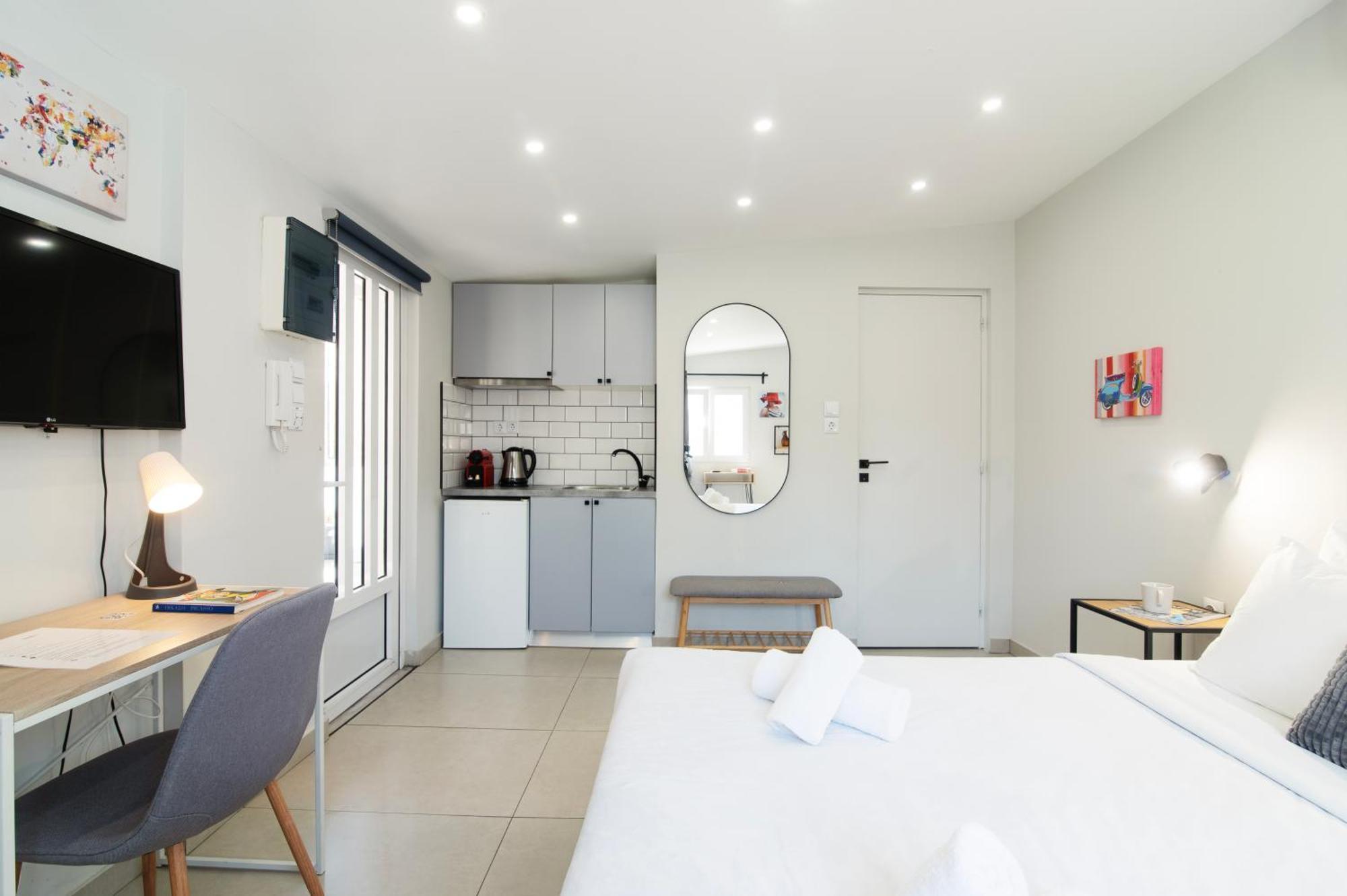 Chic Rooftop Studio W/ Terrace - Near Acropolis Athens Exterior photo